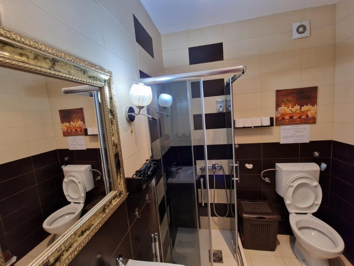 Appartamento Gold Belgrado Esterno foto