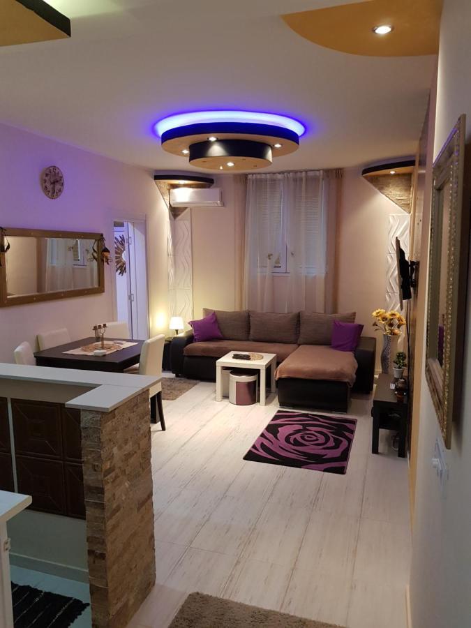 Appartamento Gold Belgrado Esterno foto