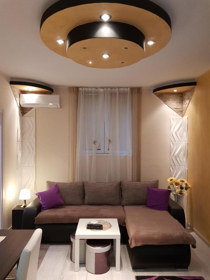 Appartamento Gold Belgrado Esterno foto